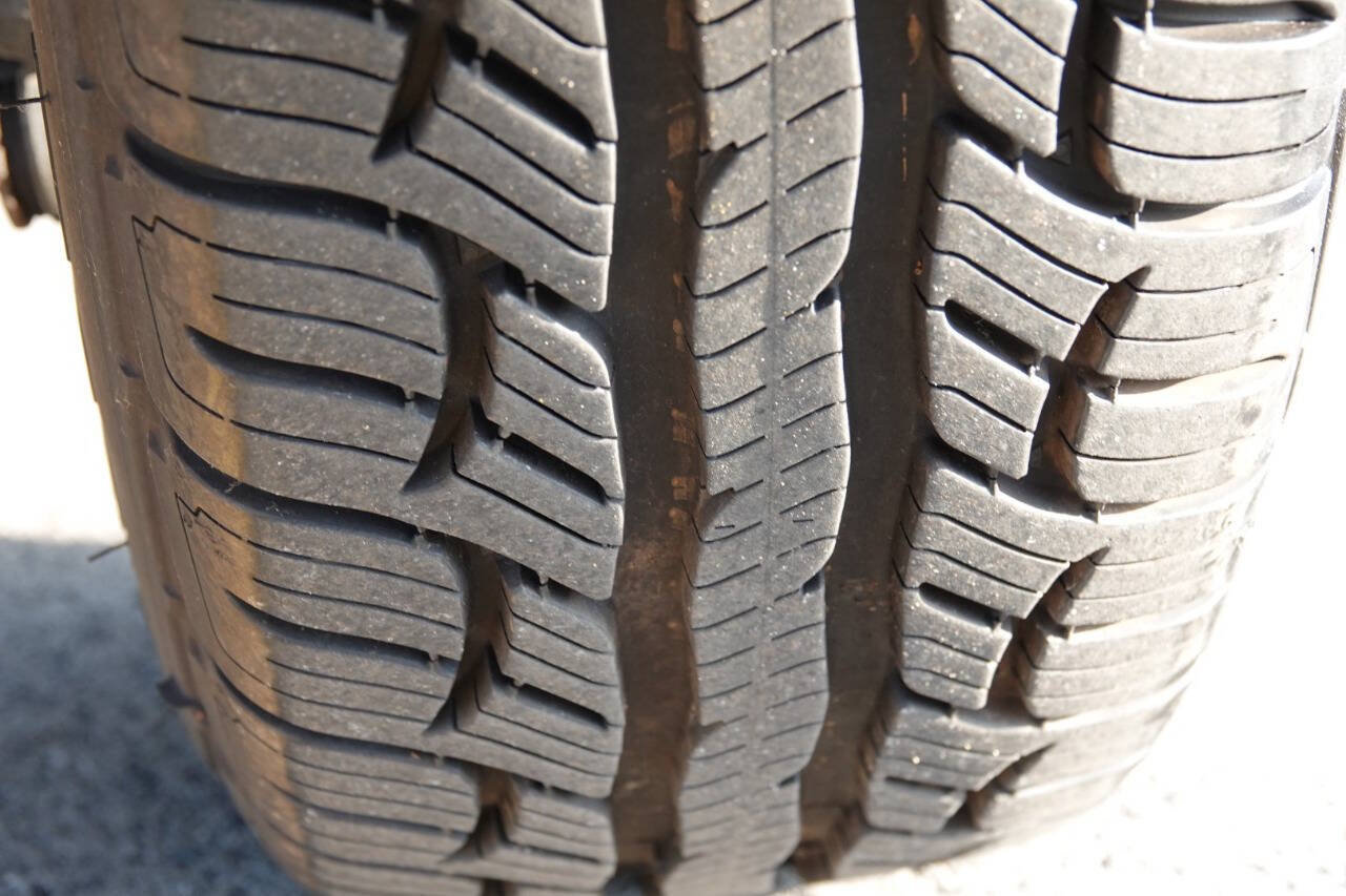 Used 2003 Toyota RAV4 4WD image 59