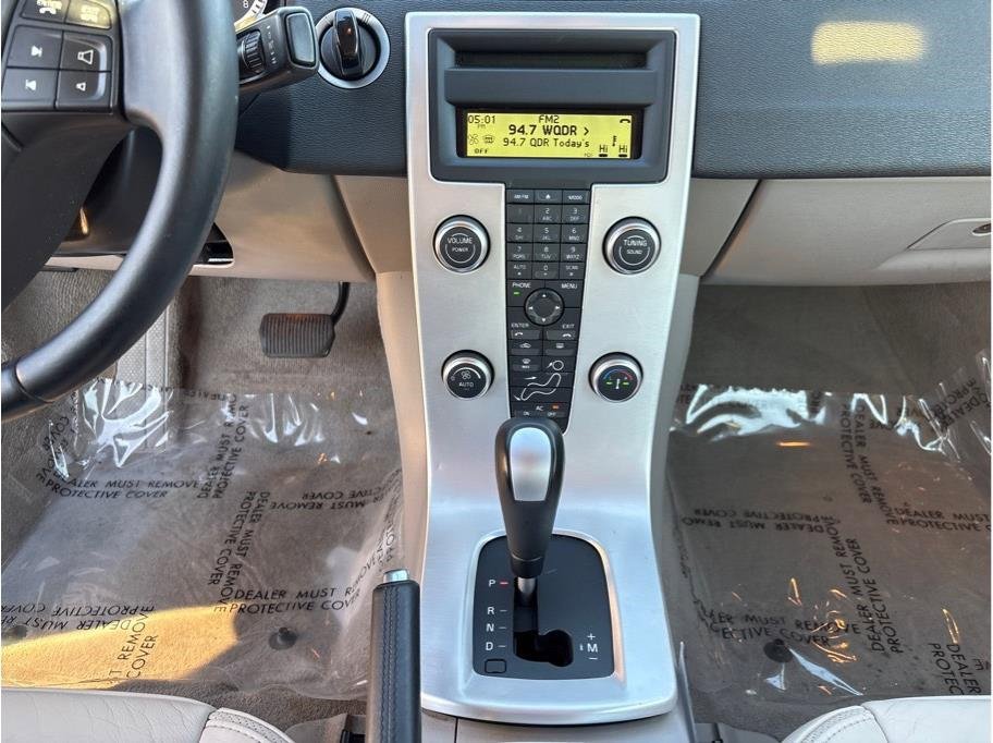 Used 2013 Volvo C70 T5 image 16