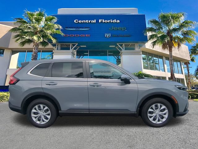 Used 2025 Honda CR-V LX image 4