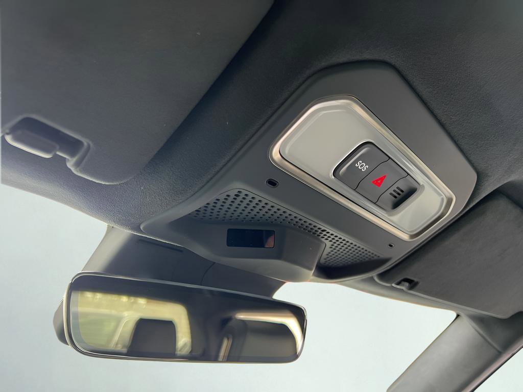 Used 2022 Rivian R1T Launch Edition image 69