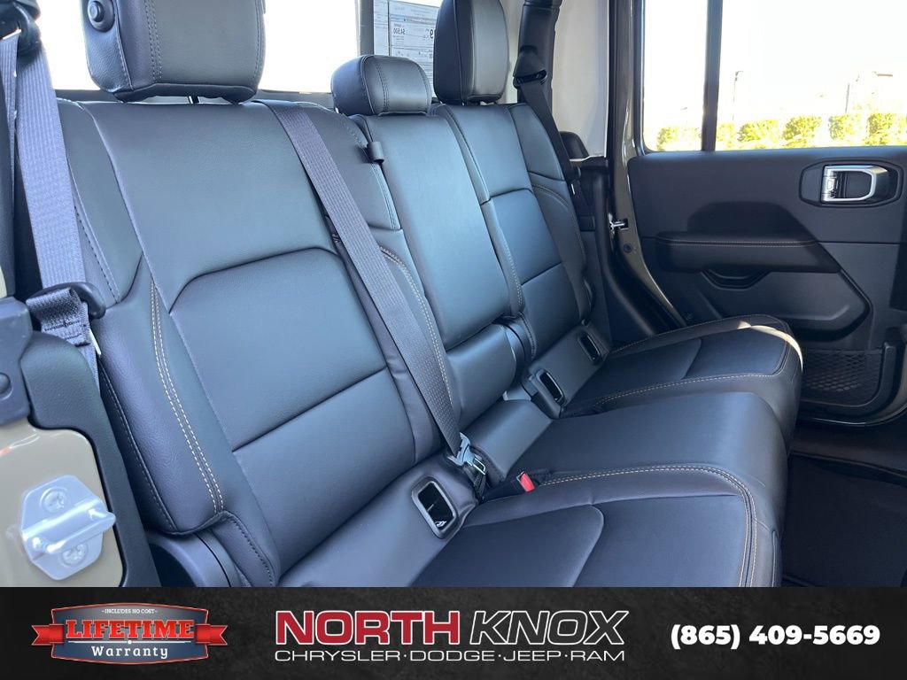New 2026 Jeep Gladiator Sport AWD/4WD image 23