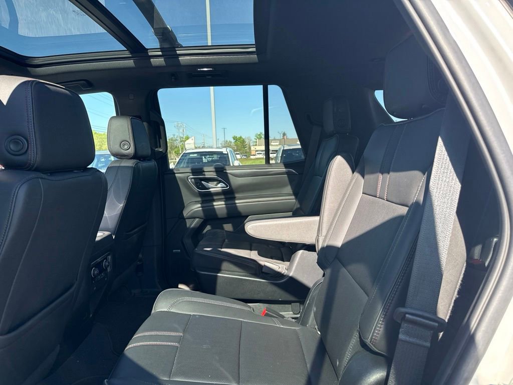 Used 2022 Chevrolet Tahoe RST w/ Luxury Package AWD/4WD image 20