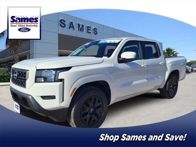Used 2023 Nissan Frontier SV image 1