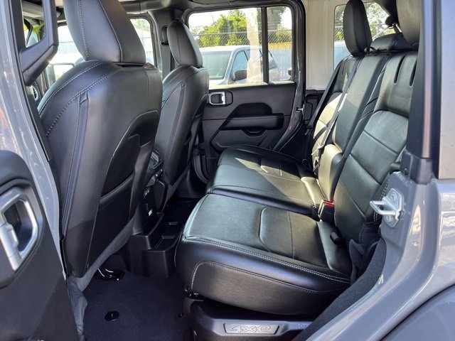 Used 2023 Jeep Wrangler Unlimited Sahara w/ Cold Weather Group image 16