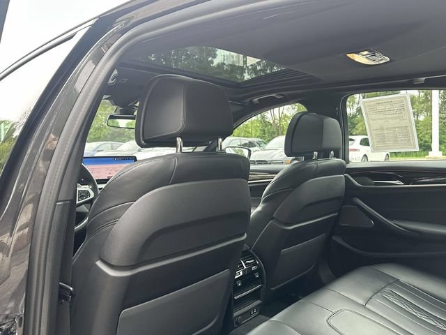 Used 2021 BMW M550i xDrive w/ Premium Package AWD/4WD image 22