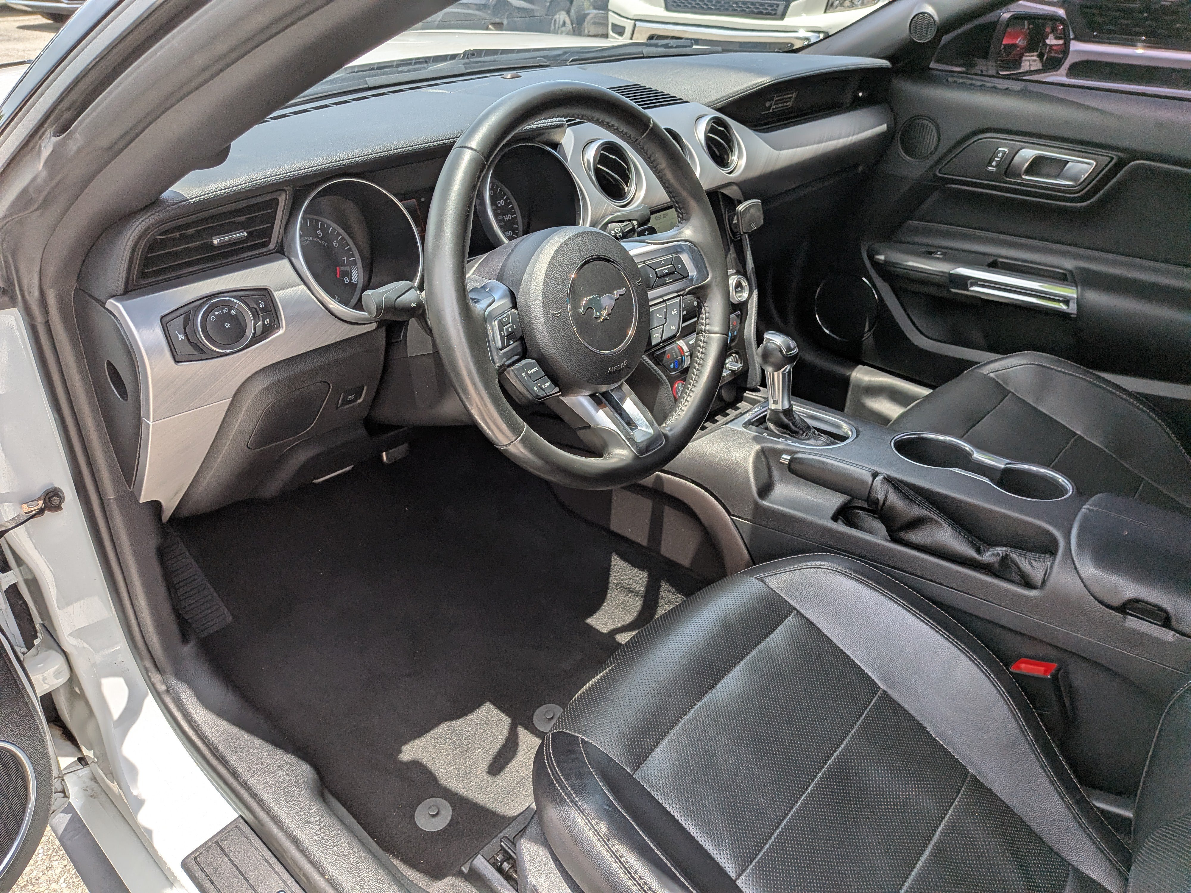 Used 2020 Ford Mustang GT Premium RWD image 19
