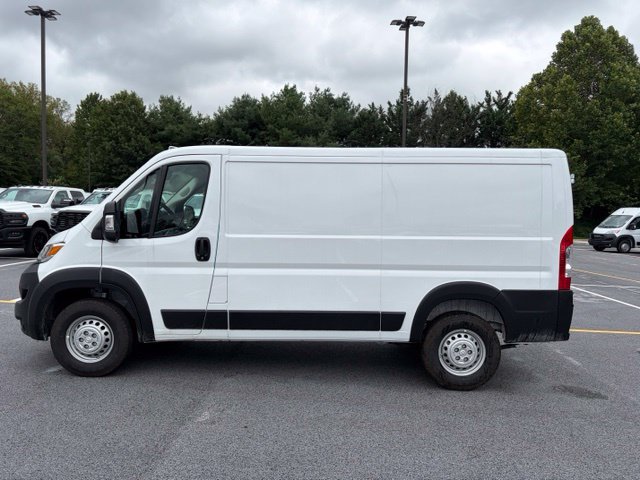 New 2027 RAM ProMaster 2500 w/ Convenience Group FWD image 2