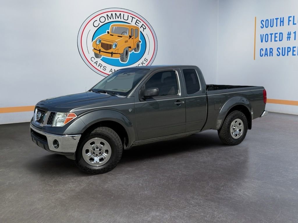 Used 2005 Nissan Frontier SE RWD image 2