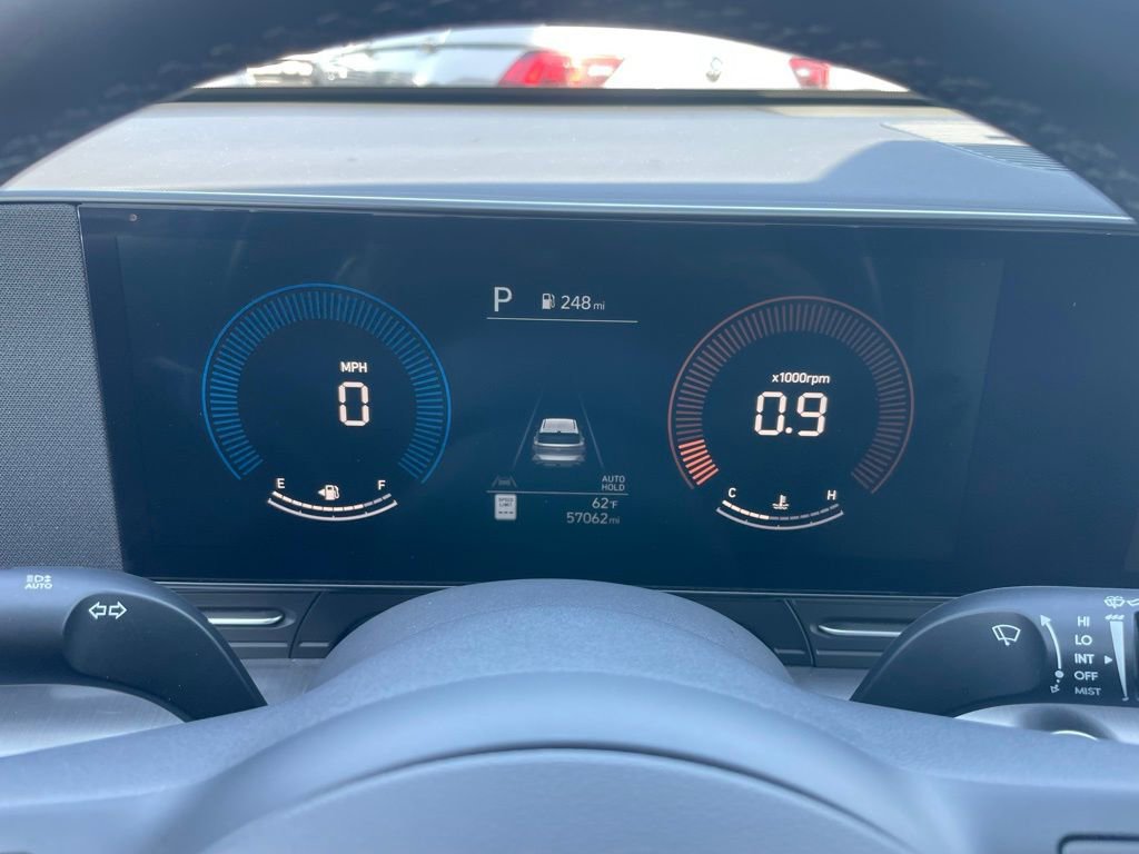 Used 2024 Hyundai Kona SEL AWD/4WD image 8