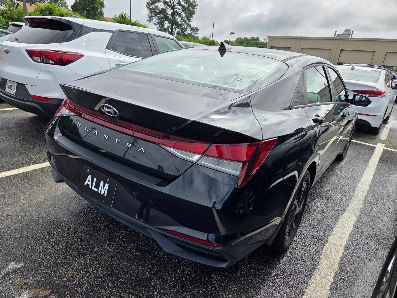 Used 2023 Hyundai Elantra SEL FWD image 10