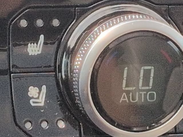 Certified 2026 Toyota Highlander Platinum AWD/4WD image 24