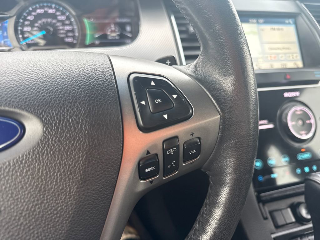 Used 2018 Ford Taurus SHO image 31