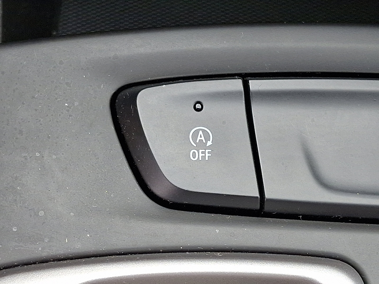 Used 2024 Chevrolet Trax LS image 22