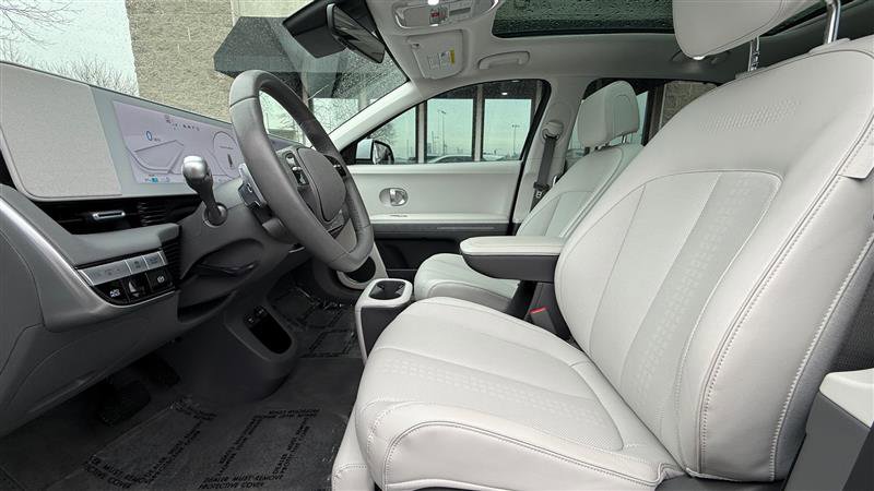 Used 2023 Hyundai Ioniq 5 Limited w/ Cargo Package image 11