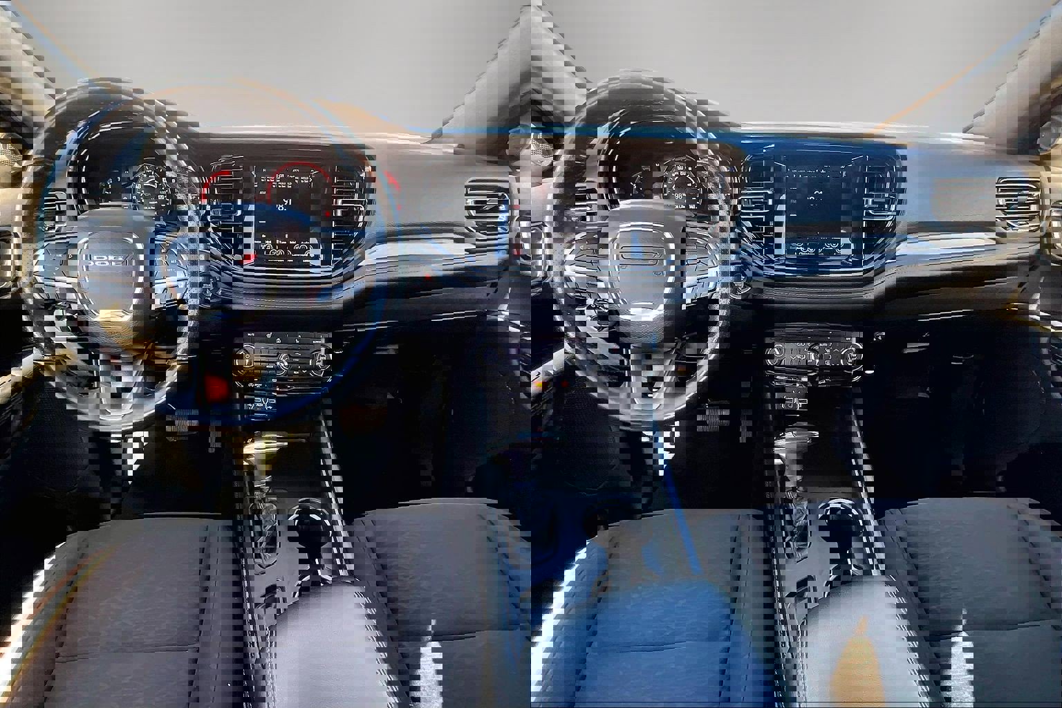 Used 2023 Dodge Durango SXT image 7