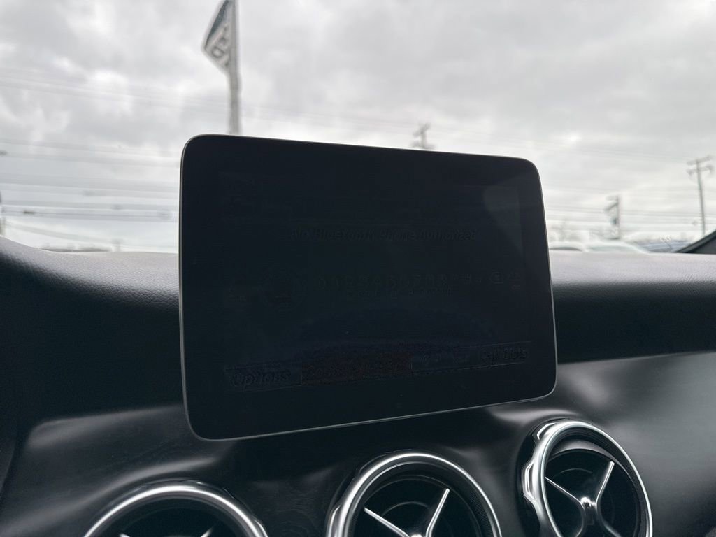 Used 2018 Mercedes-Benz GLA 250 4MATIC image 56