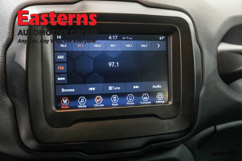 Used 2021 Jeep Renegade Latitude image 19