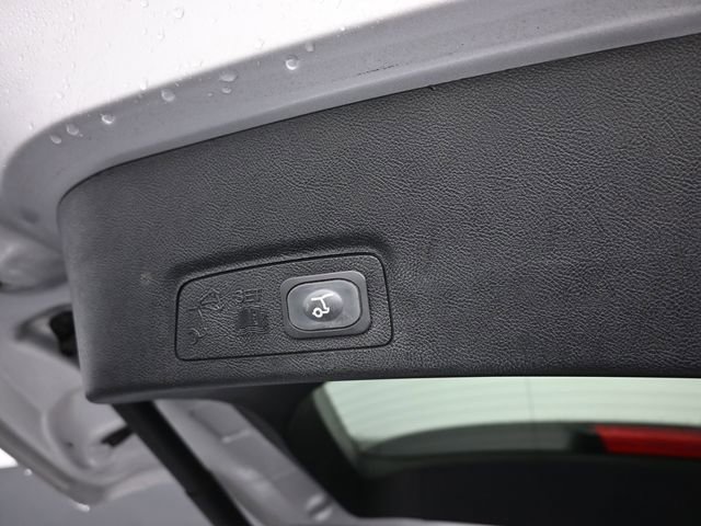 Used 2019 Lincoln MKC Reserve w/ MKC Climate Package image 7