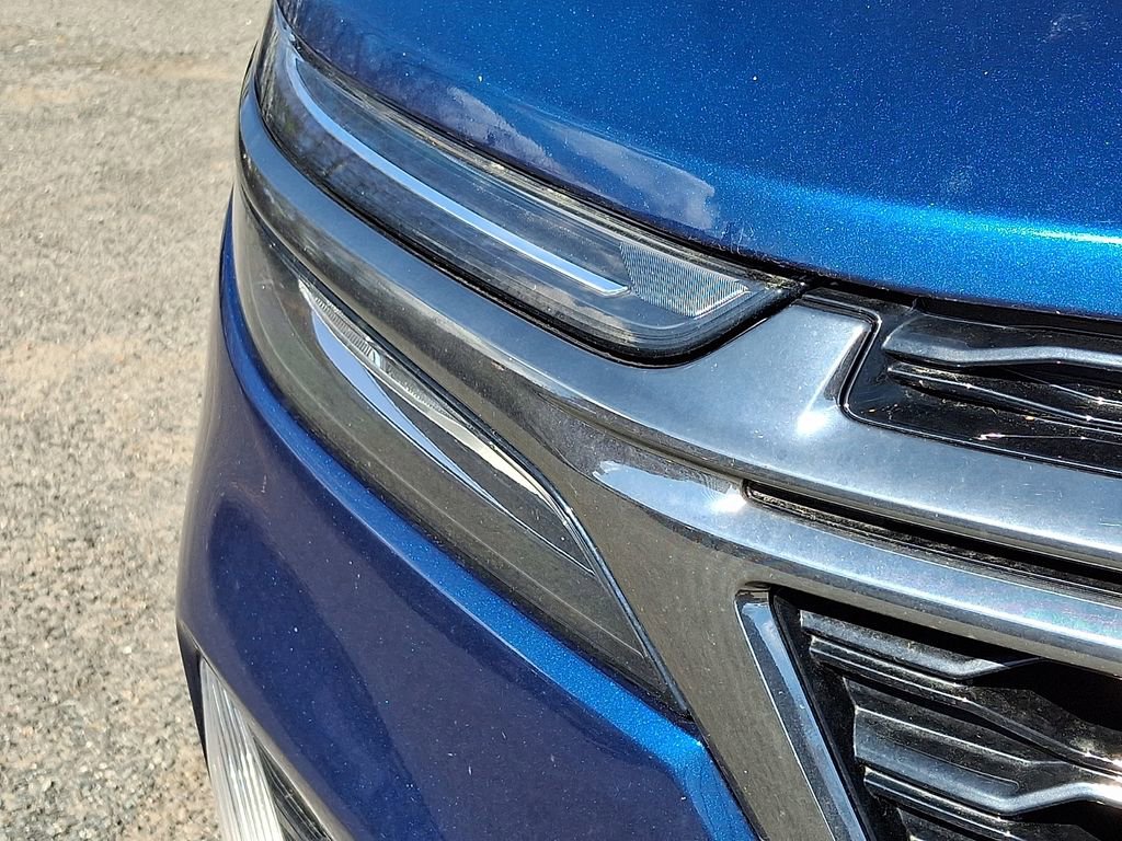 Used 2022 Chevrolet Equinox RS w/ RS Leather Package image 35