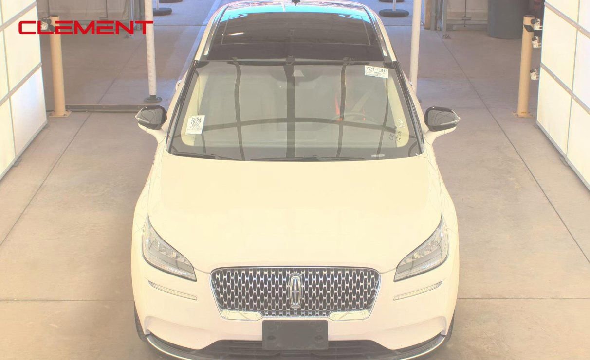 Used 2022 Lincoln Corsair Reserve w/ Elements Package image 2