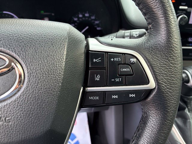 Used 2021 Toyota Sienna XLE FWD image 37