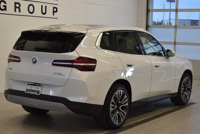 New 2026 BMW X3 xDrive30i w/ Premium Package AWD/4WD image 4