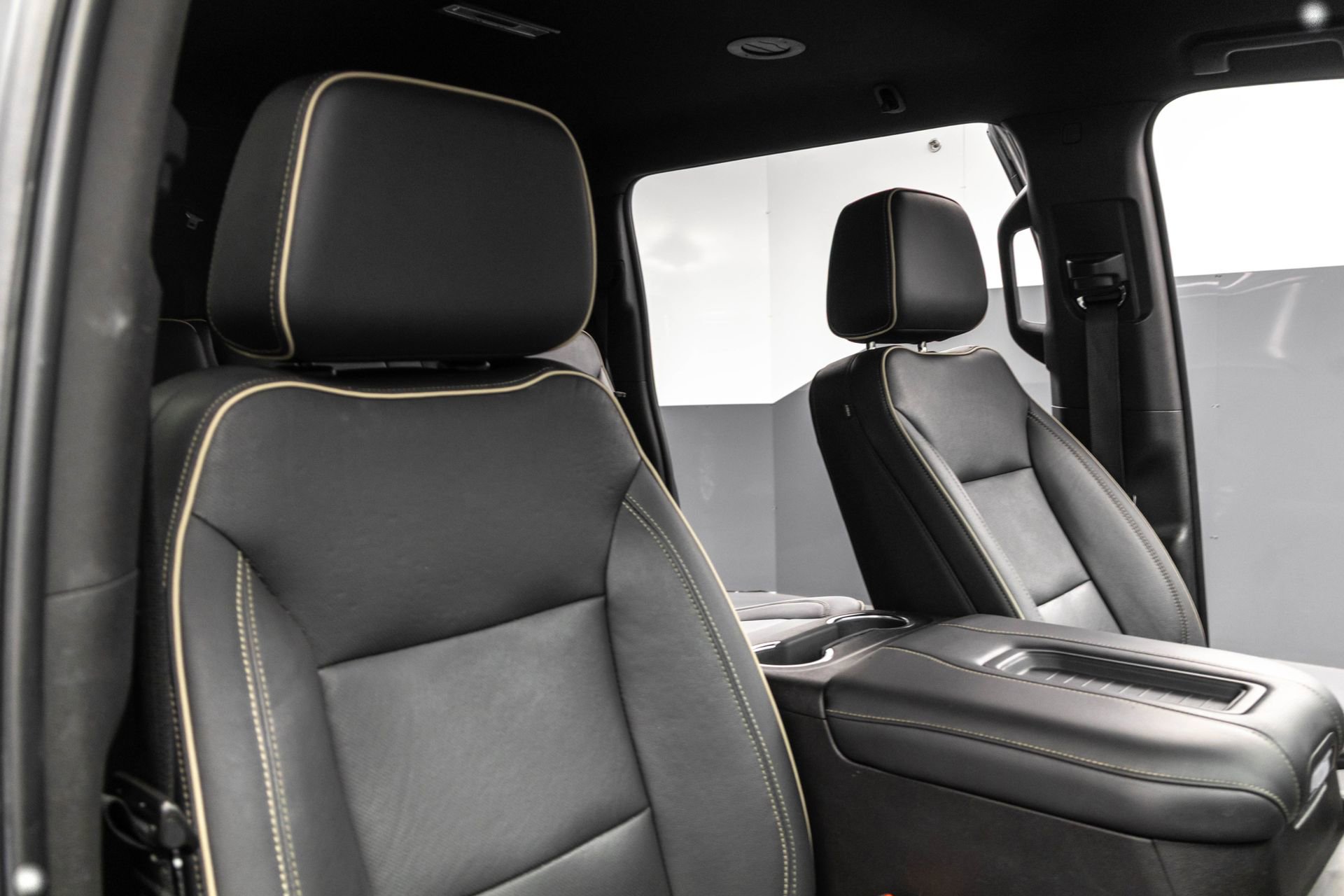 Used 2021 GMC Yukon XL SLT image 39