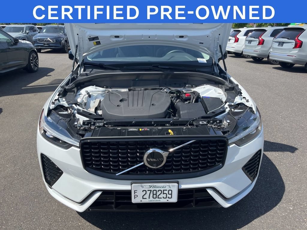 Certified 2025 Volvo XC60 B5 Plus AWD/4WD image 29
