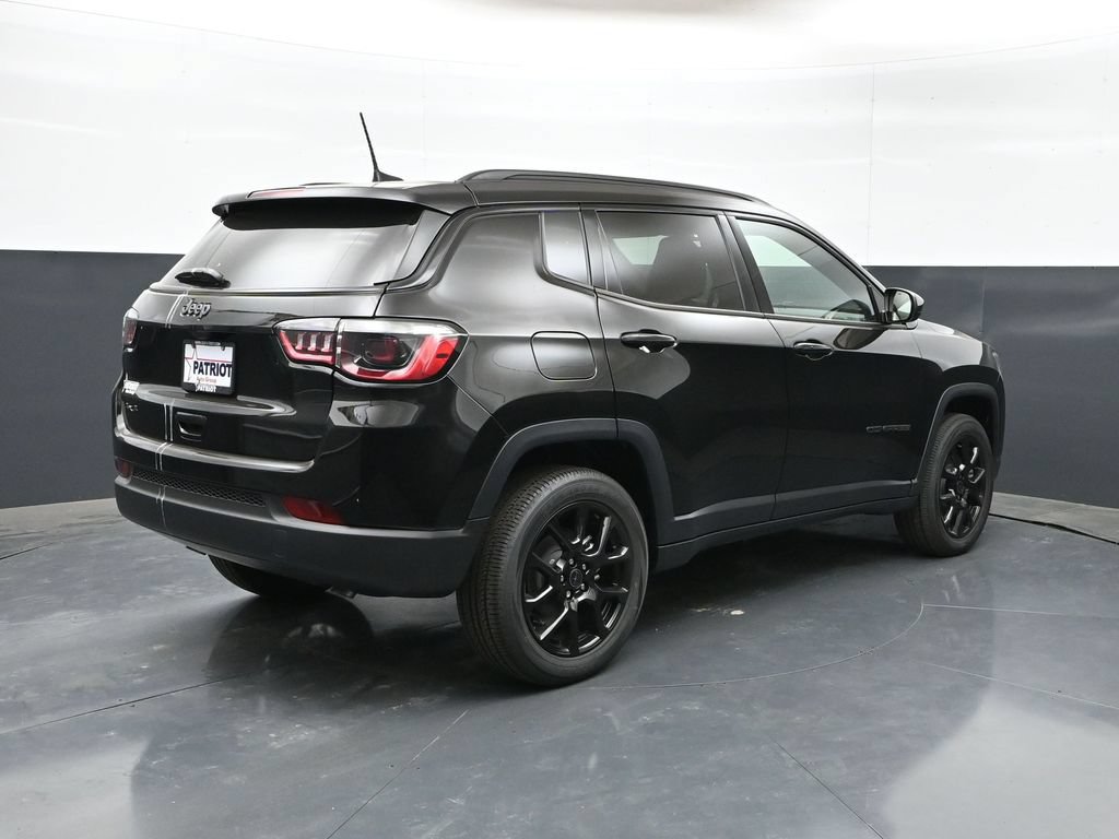 New 2026 Jeep Compass Latitude AWD/4WD image 26