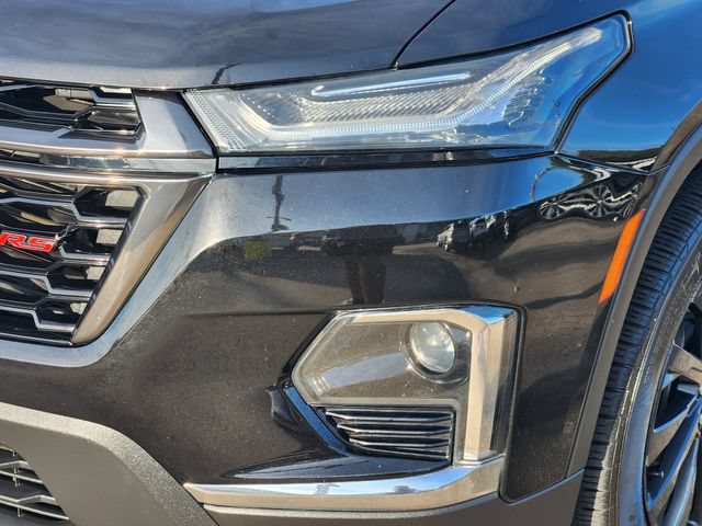 Used 2023 Chevrolet Traverse RS w/ LPO, Cargo Package FWD image 9