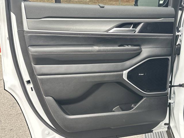 New 2026 Jeep Grand Wagoneer Limited image 18