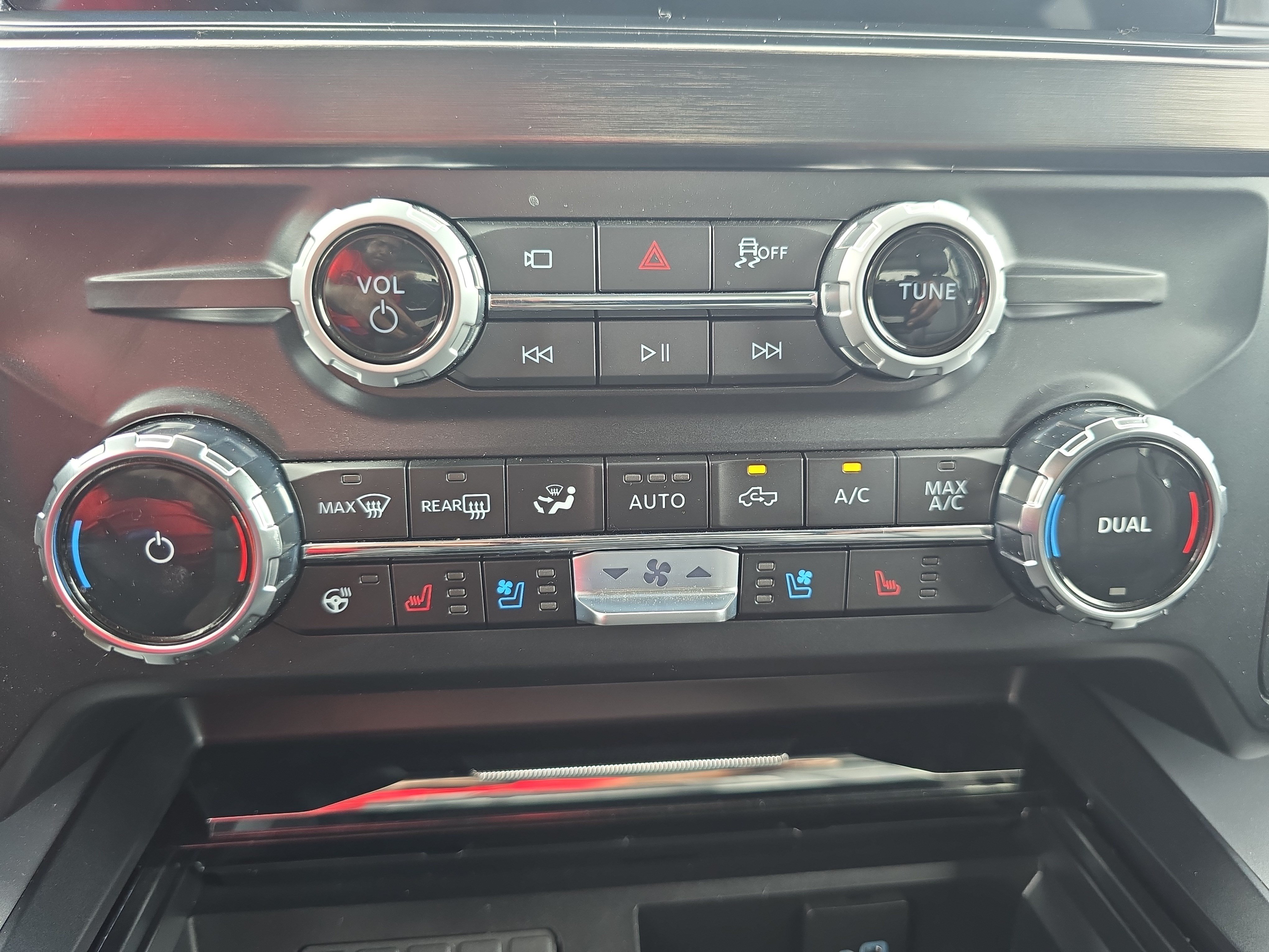 Used 2026 Ford F250 Lariat w/ FX4 Off-Road Package AWD/4WD image 20