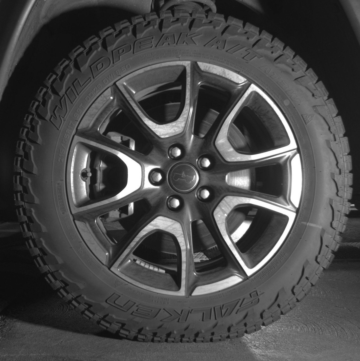 Used 2025 Jeep Compass Trailhawk image 12