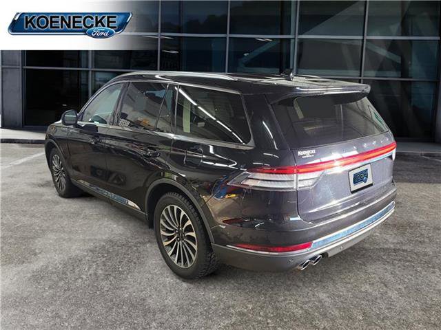Used 2021 Lincoln Aviator Reserve w/ Equipment Group 201A image 2