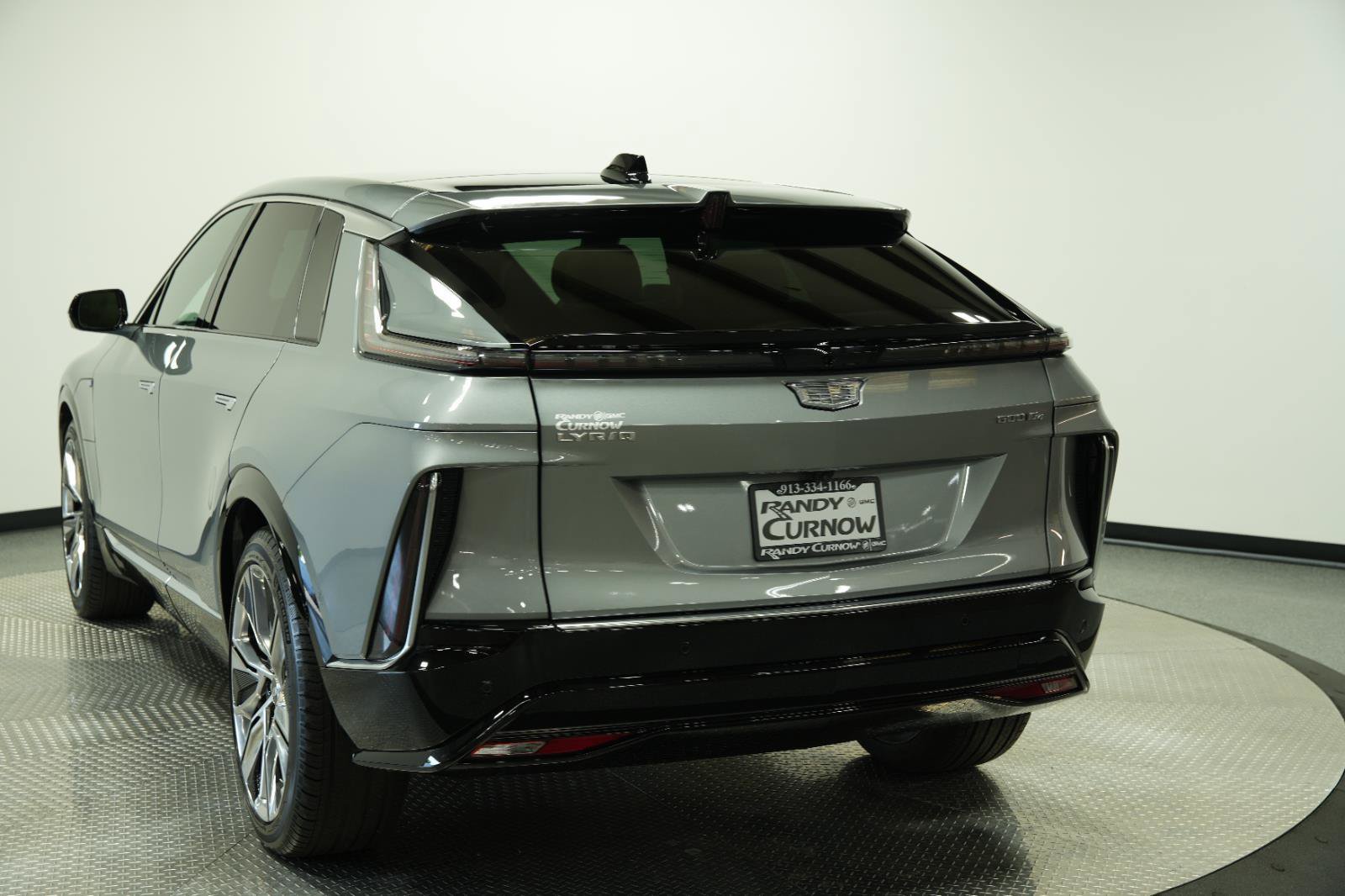 Used 2026 Cadillac Lyriq Signature Luxury w/ Nappa Leather Package AWD/4WD image 6
