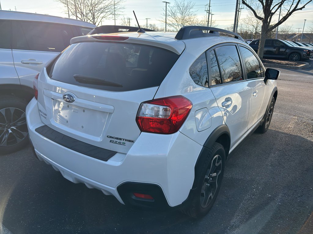Used 2016 Subaru Crosstrek 2.0i Premium w/ Moonroof Package image 5