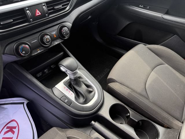 Certified 2022 Kia Forte LXS w/ LXS Technology Package FWD image 24