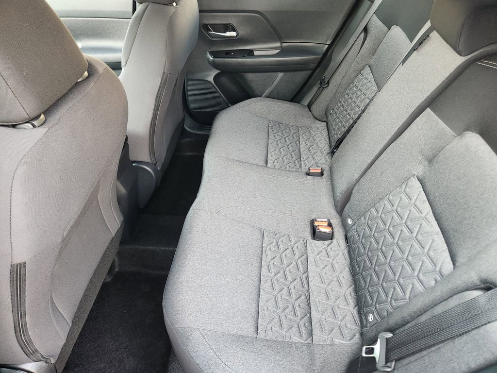 Certified 2025 Nissan Kicks SV image 11