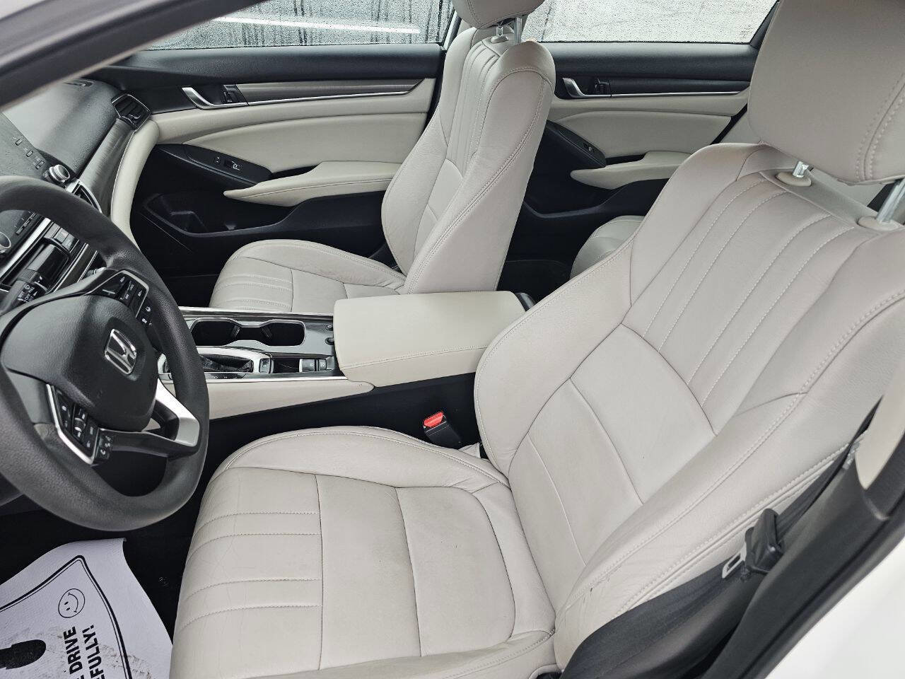 Used 2018 Honda Accord LX image 9