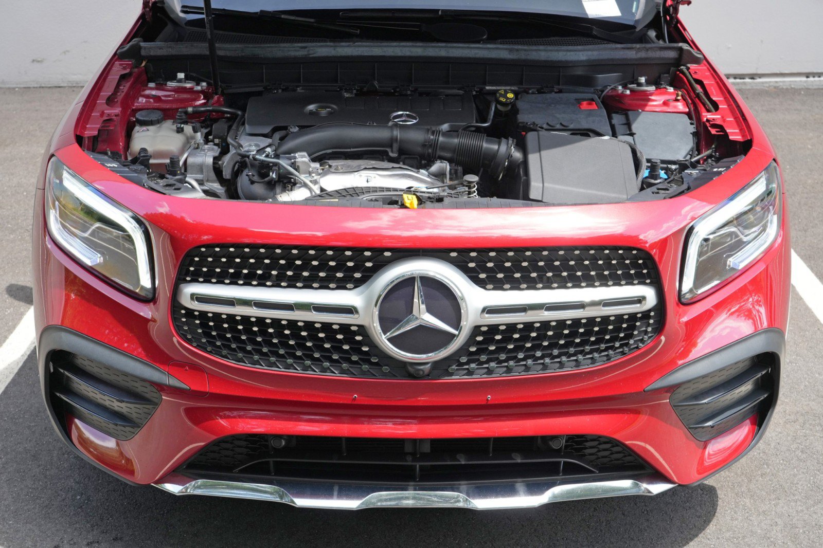 Used 2022 Mercedes-Benz GLB 250 w/ AMG Line image 7
