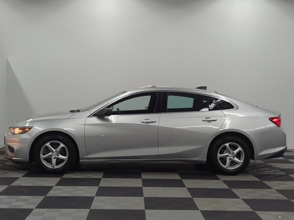 Used 2016 Chevrolet Malibu LS FWD image 8