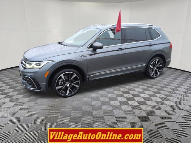Used 2023 Volkswagen Tiguan SEL R-Line image 7