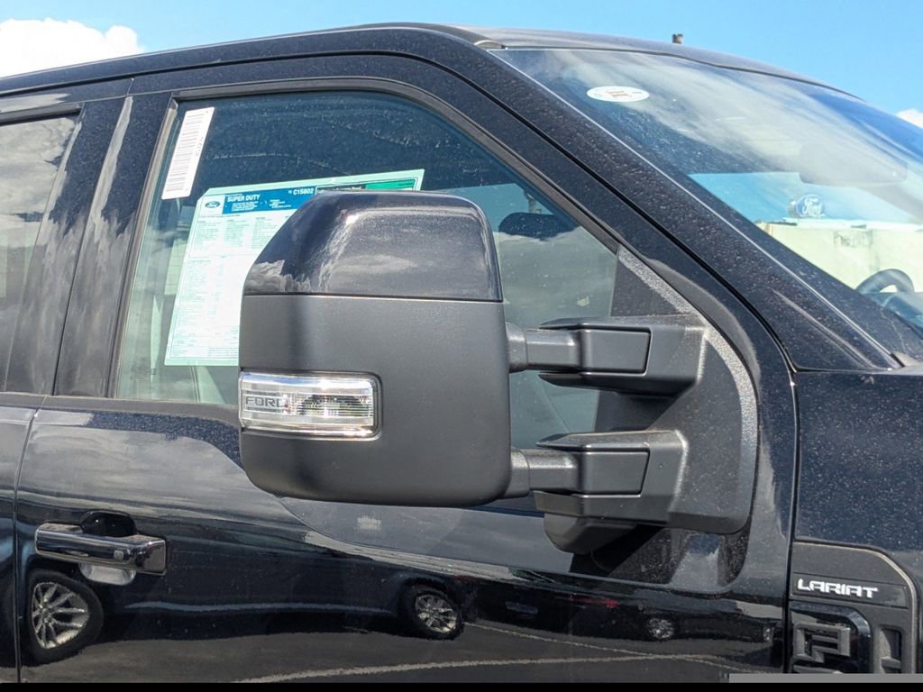 New 2026 Ford F250 Lariat w/ Black Appearance Package image 13