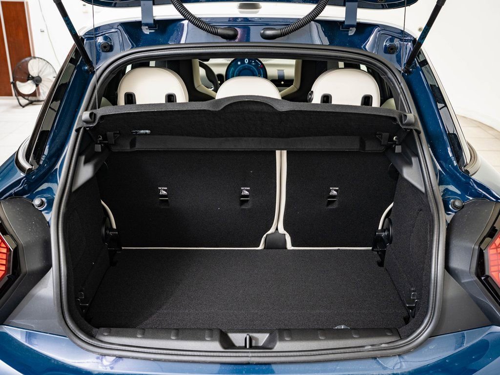 New 2026 MINI Cooper S FWD image 17