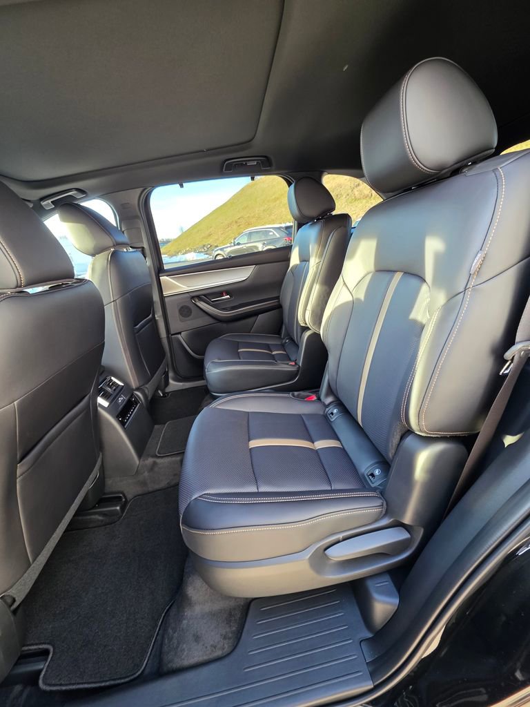 New 2026 MAZDA CX-90 Plug-In Hybrid w/ Premium Plus AWD/4WD image 11