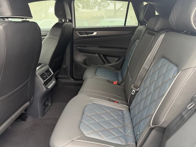 New 2026 Volkswagen Atlas Cross Sport SEL Premium R-Line AWD/4WD image 7