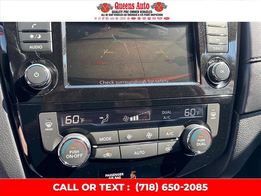 Used 2018 Nissan Rogue SV AWD/4WD image 39