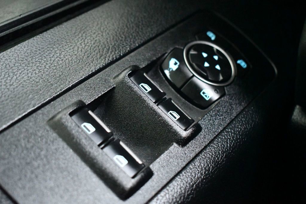 Used 2018 Ford F150 Raptor w/ Equipment Group 802A Luxury image 21