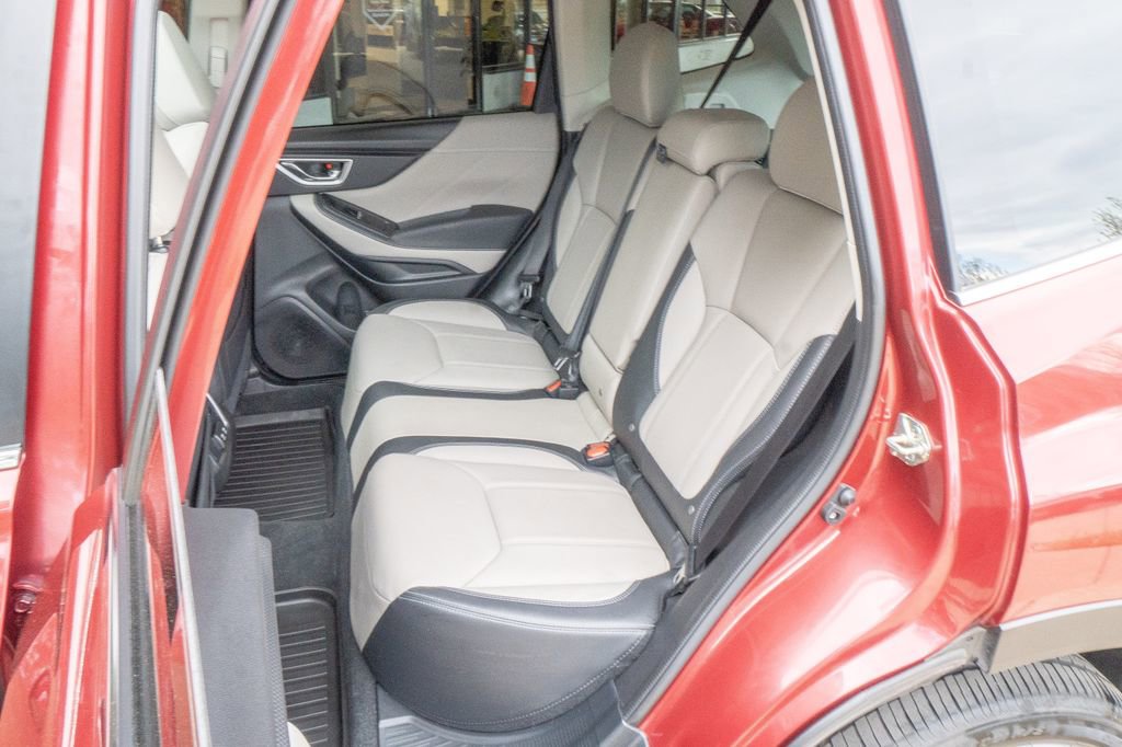 Used 2022 Subaru Forester Limited w/ Popular Package #3 image 17