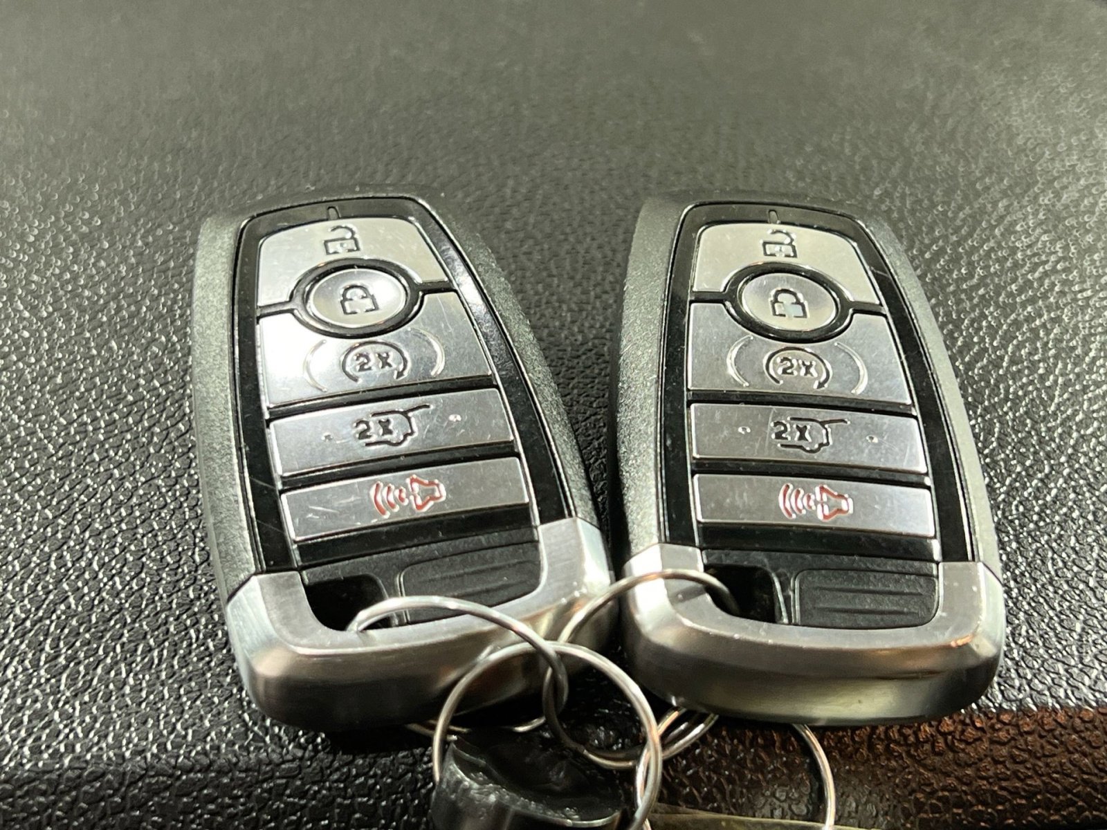 Used 2019 Ford Explorer Limited w/ Class III Trailer Tow Package image 30